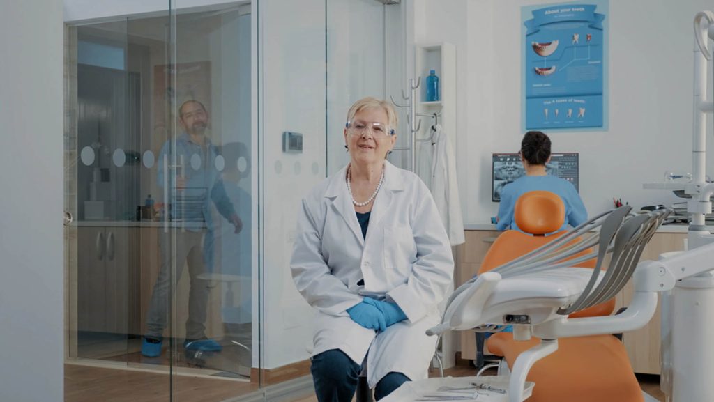 Executive Coaching for Dentists: 6 Reasons It Can Transform Your Practice