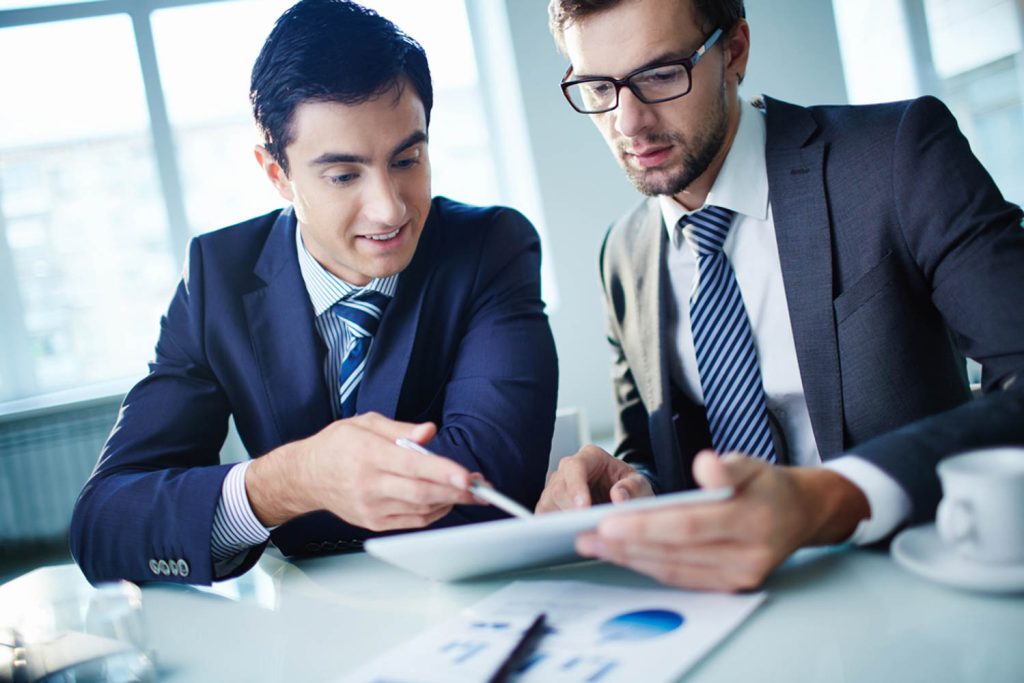 How an Executive Business Coach Helps Transform Busy Leaders Into Effective Leaders